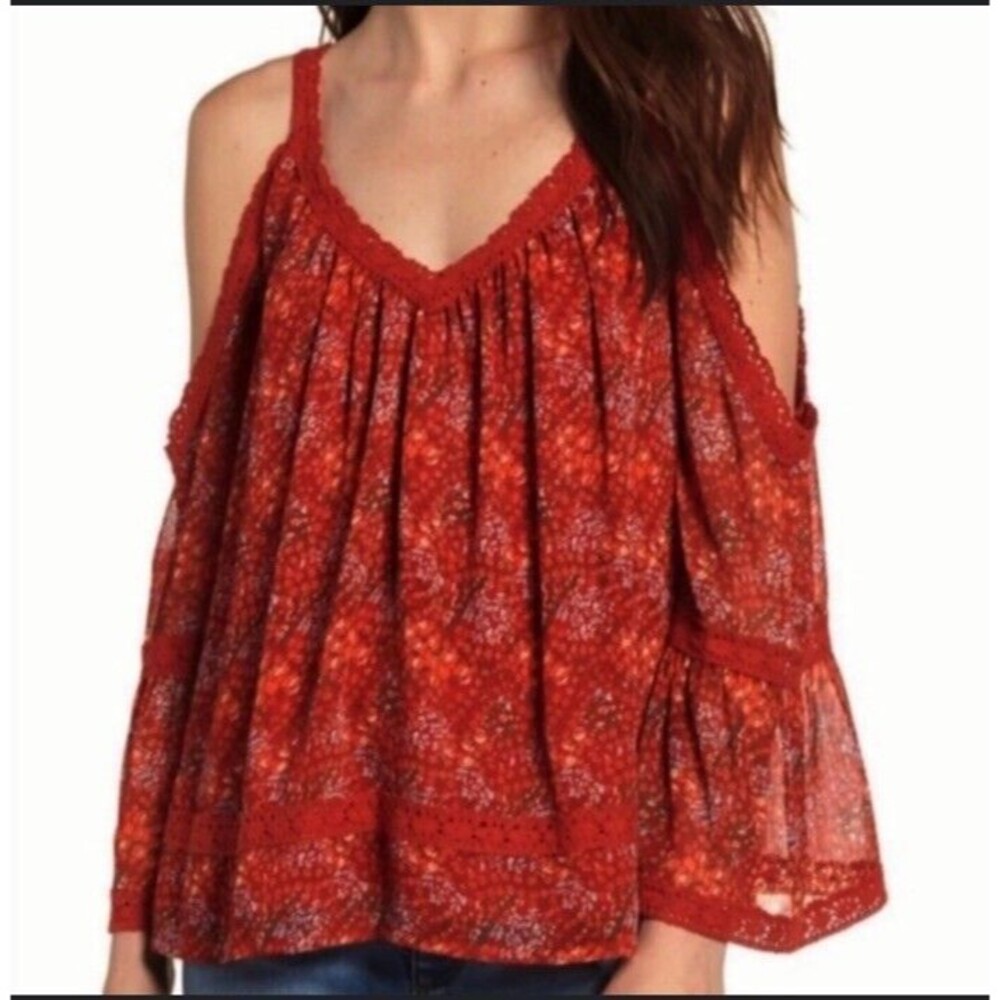 Rebecca Minkoff Red Floral Cold Shoulder Blouse Crochet Lace Trim‎ Tassel Size S